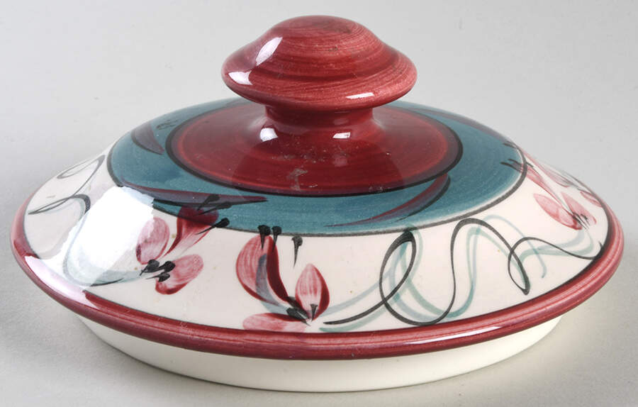 Red Grapevine Lid for Extra Large Canister by Gail Pittman-1