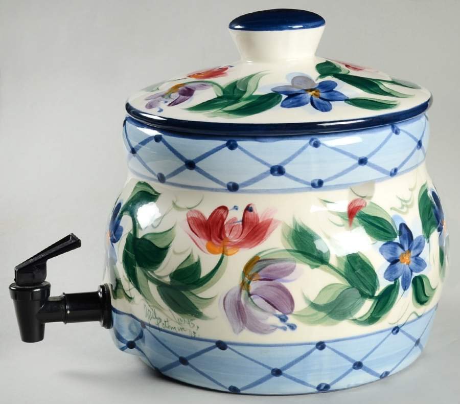 Annabella Samovar & Lid by Gail Pittman-1