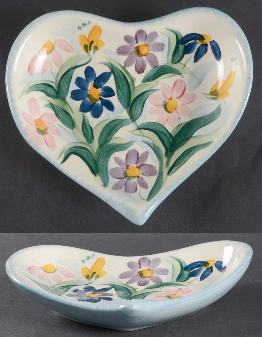 Annabella 5" Heart Shaped Bowl by Gail Pittman-1
