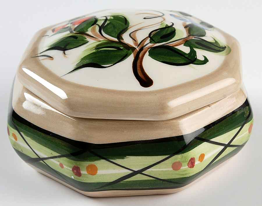 Vivaldi Large Ring Box with Lid by Gail Pittman-1