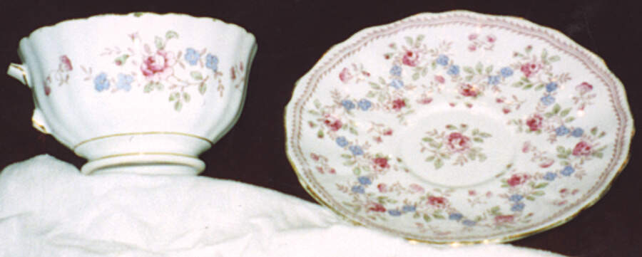 GRO22 Footed Cup & Saucer Set by Grosvenor-1