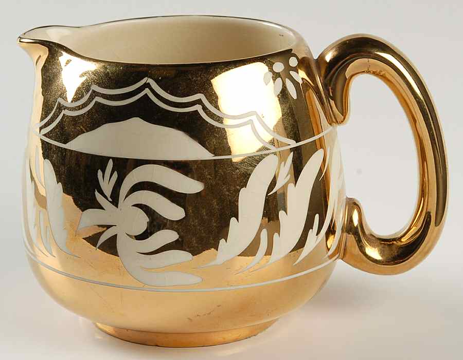 W206 24 Oz Pitcher by Gibsons-England-1