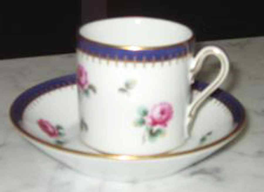 Principessa Rosa Flat Demitasse Cup & Saucer Set by Ginori 1735-1