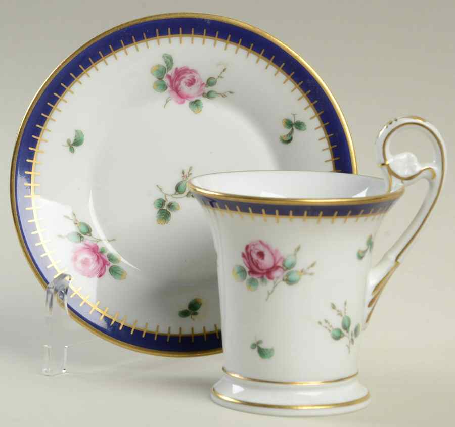 Principessa Rosa Footed Demitasse Cup & Saucer Set by Ginori 1735-1