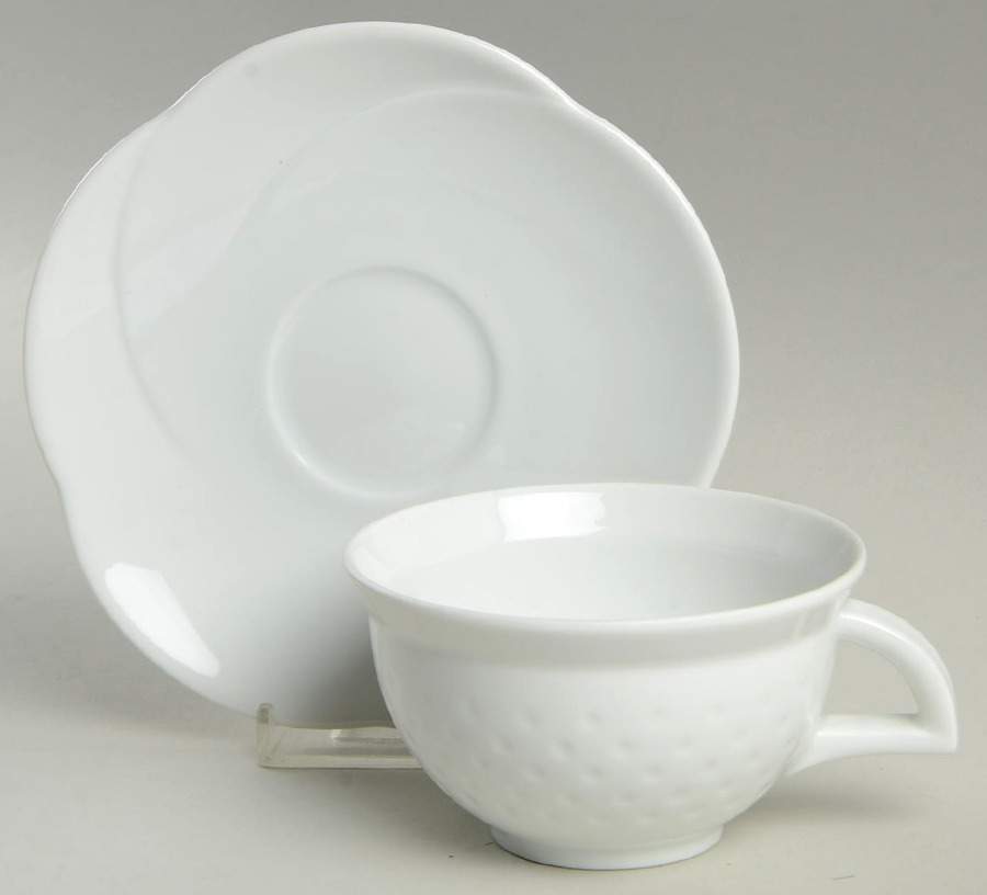 Nuvola White Flat Cup & Saucer Set by Ginori 1735-1