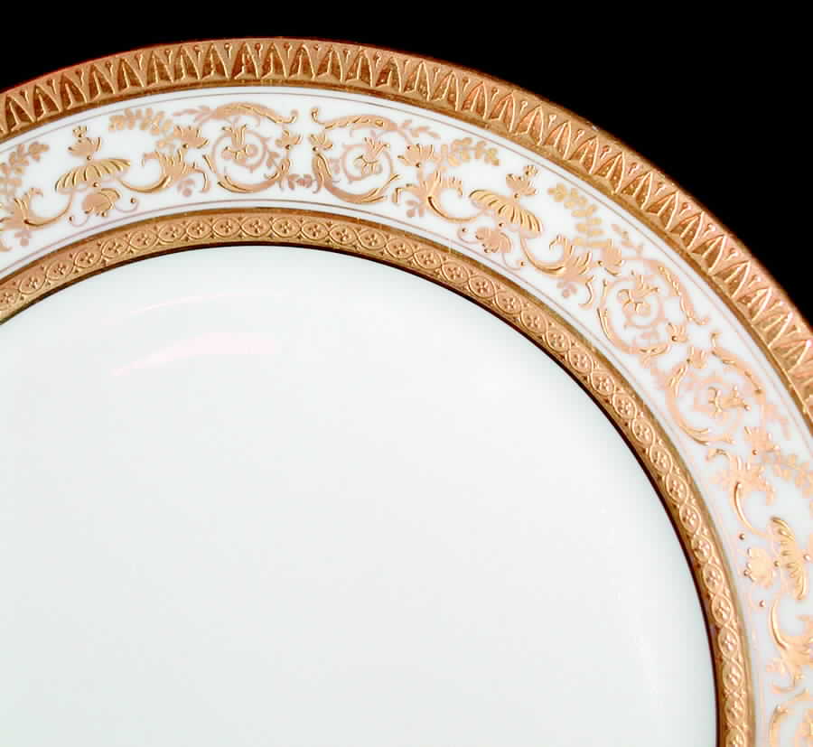 GUE332 Dinner Plate by WM Guerin-1