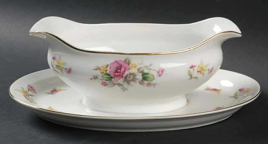 Florette Gravy Boat with Attached Underplate by Grace-1
