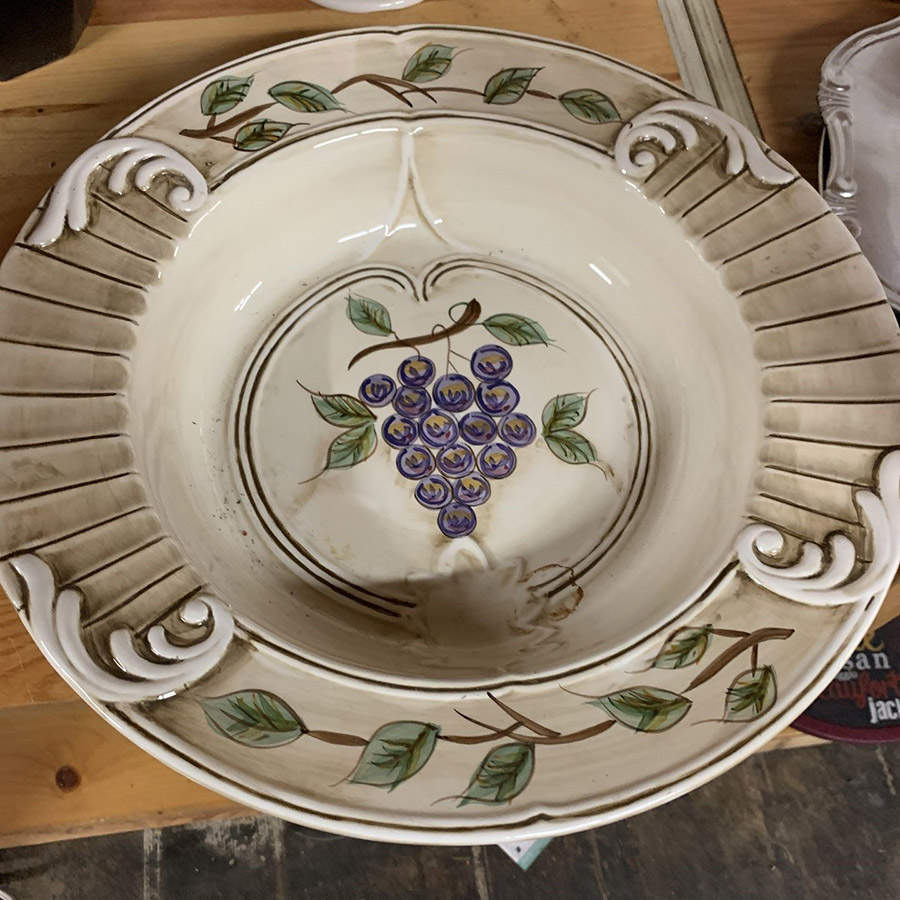 Ponte Vecchio Grape 14" Pasta Serving Bowl by Gibson Designs-1
