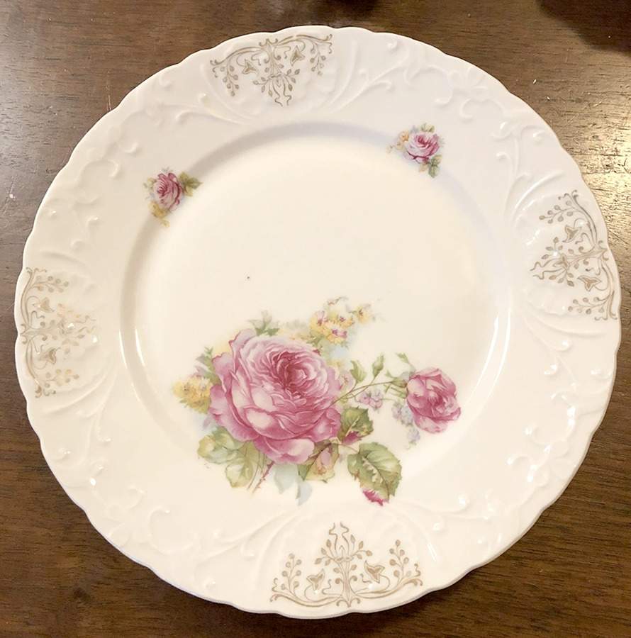 GMY79 Dinner Plate by Germany-1