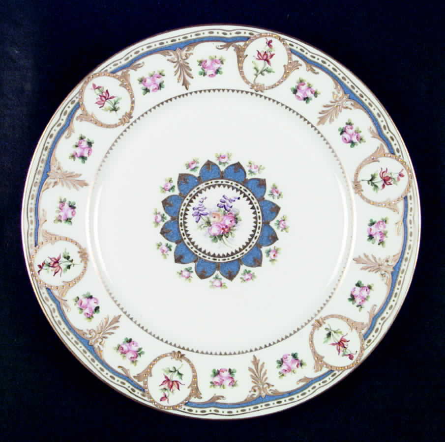 GUE338 Dinner Plate by WM Guerin-1