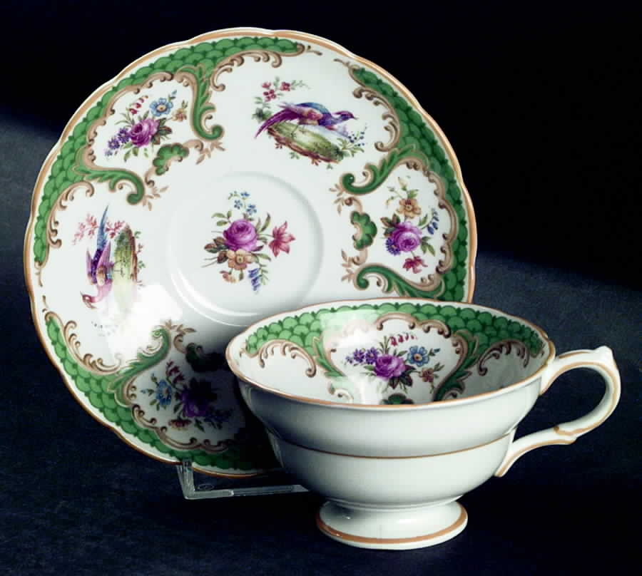 Rutland Green (Scalloped, Tan Trim) Footed Cup & Saucer Set by Grosvenor-1