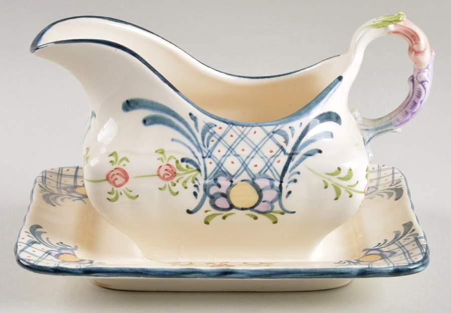 Favorite Gravy Boat with Attached Underplate by Georg Schmider-1
