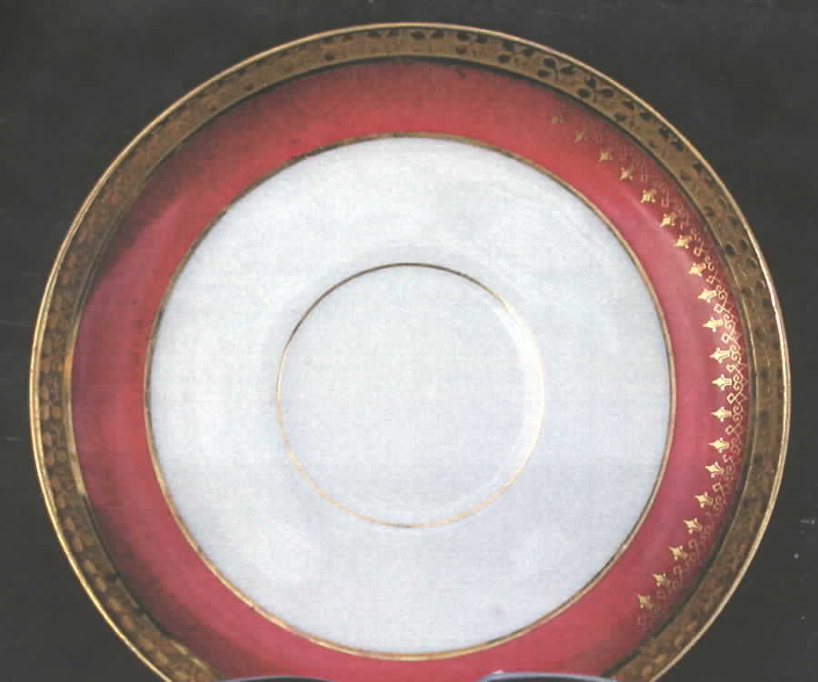 GUE361 Saucer by WM Guerin-1