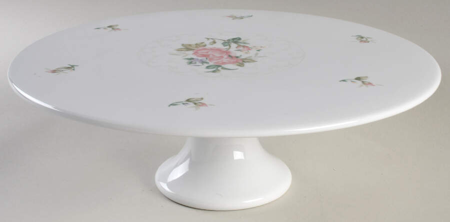 Lady Anne 12" Diameter Pedestal Cake Stand by Gorham-1