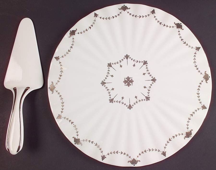 Grand Manor Platinum Cake Plate and Server (Boxed Set) by Gorham-1