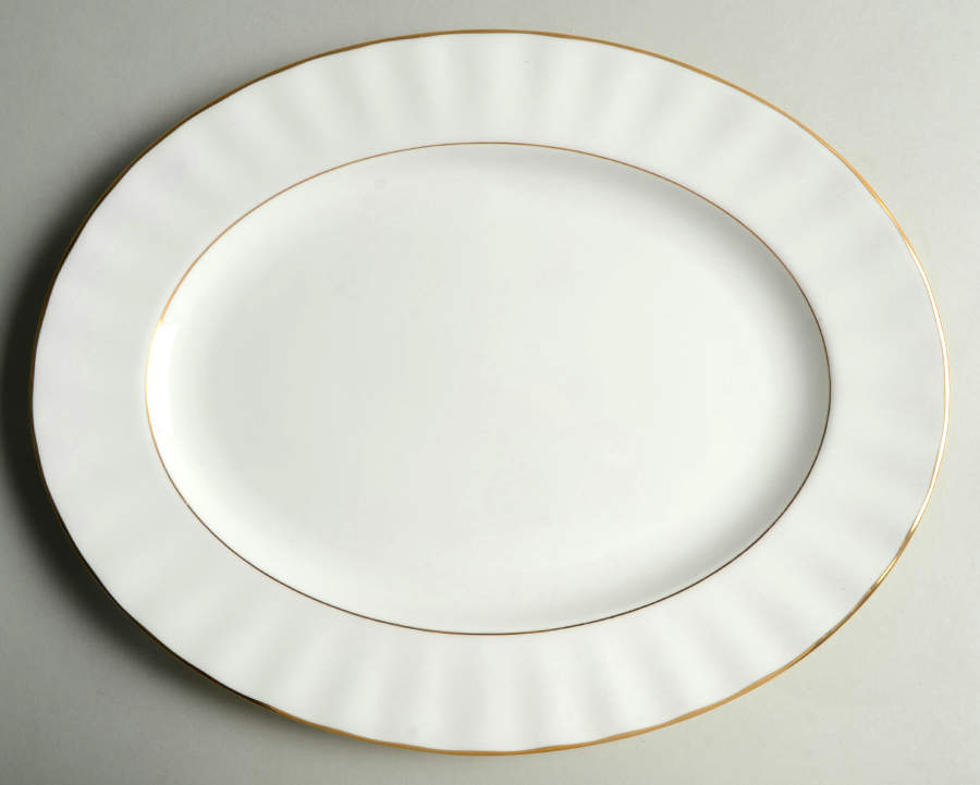Grand Manor Gold 14" Oval Serving Platter by Gorham-1