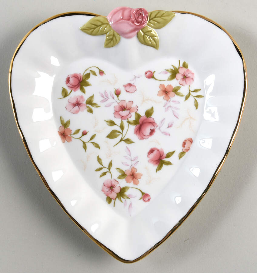 Forever Roses Heart Shaped Dish by Gorham-1