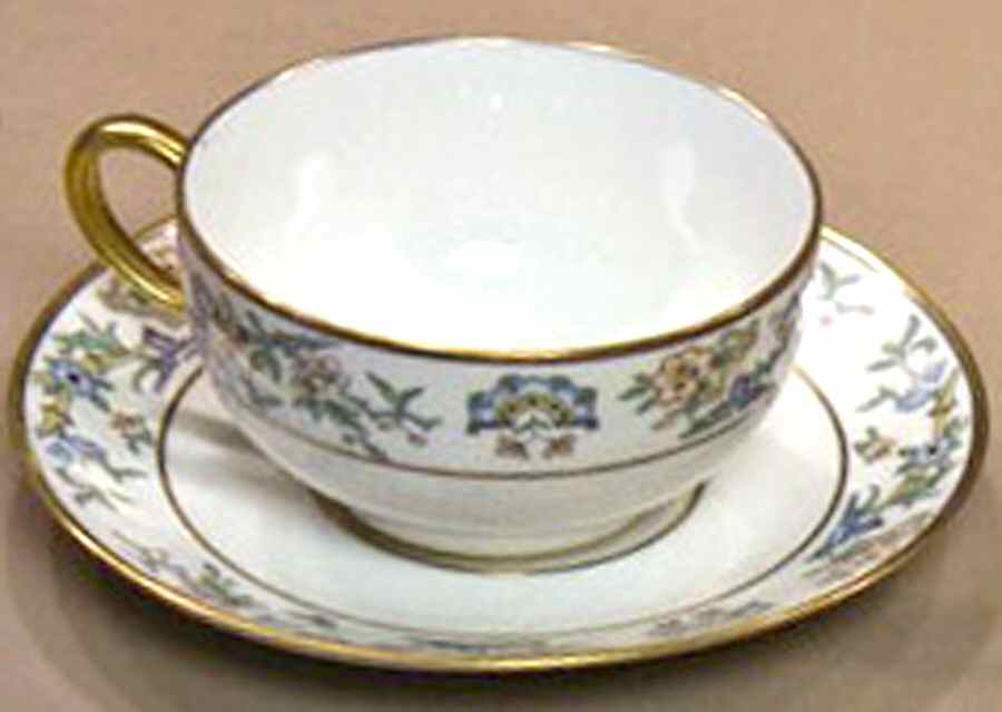 GDA185 Flat Cup & Saucer Set by Gerard, Dufraisseix & Abbot-1