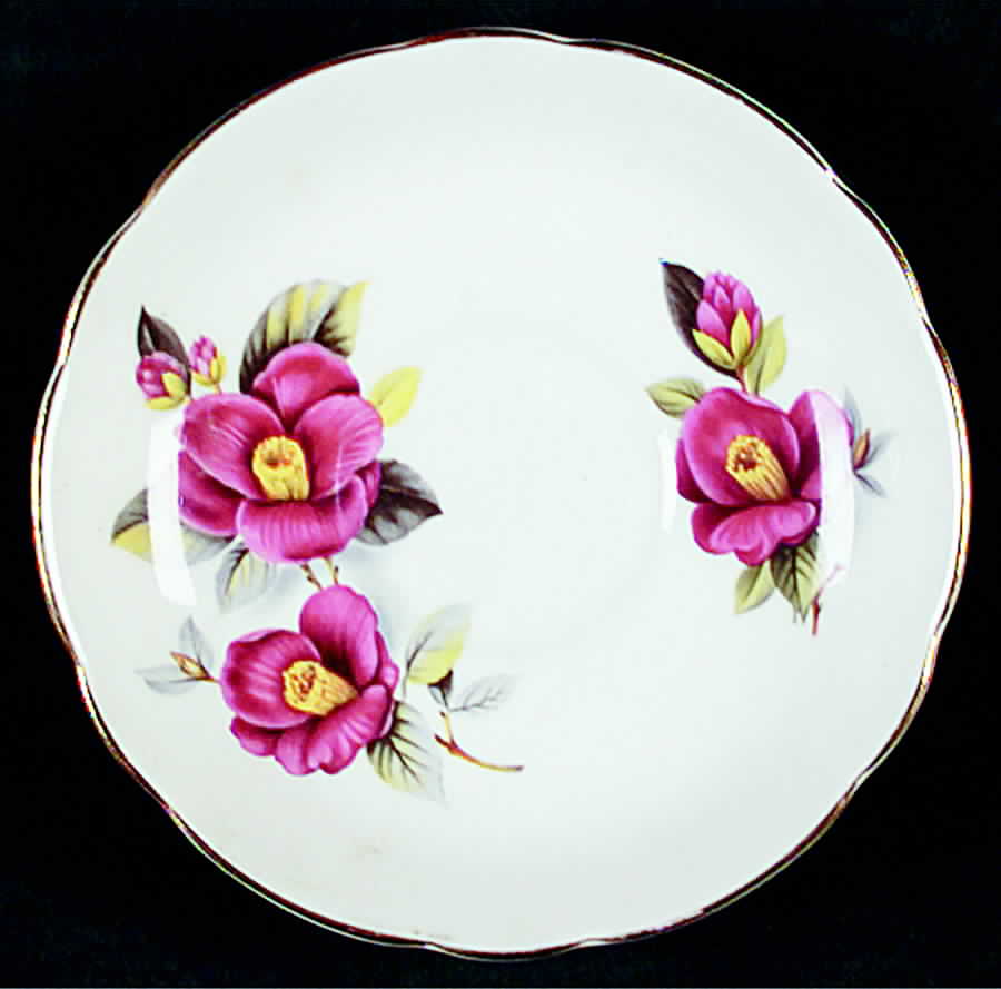 GRO27 Saucer by Grosvenor-1