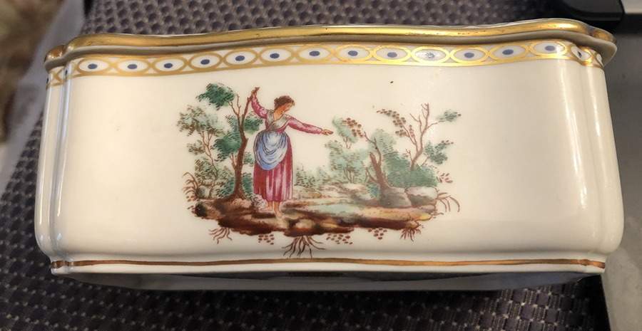 GIN117 5" Rectangular Box W/Lid by Ginori 1735-1
