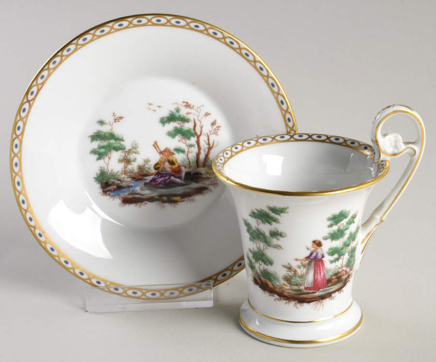 GIN117 Footed Demitasse Cup & Saucer Set by Ginori 1735-1