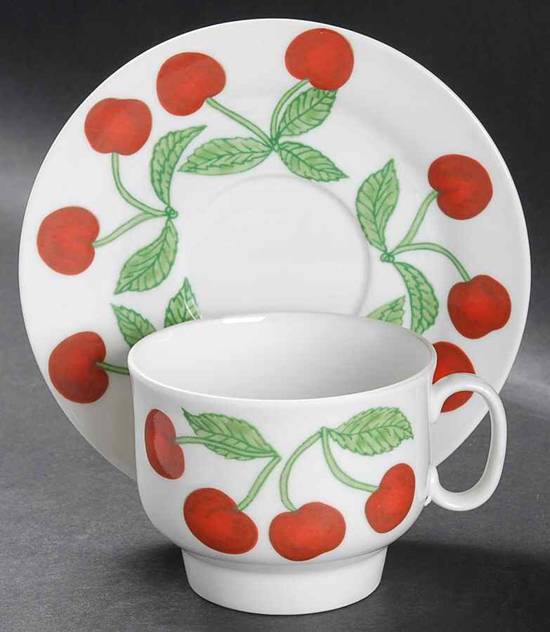 GIN120 Footed Cup & Saucer Set by Ginori 1735-1