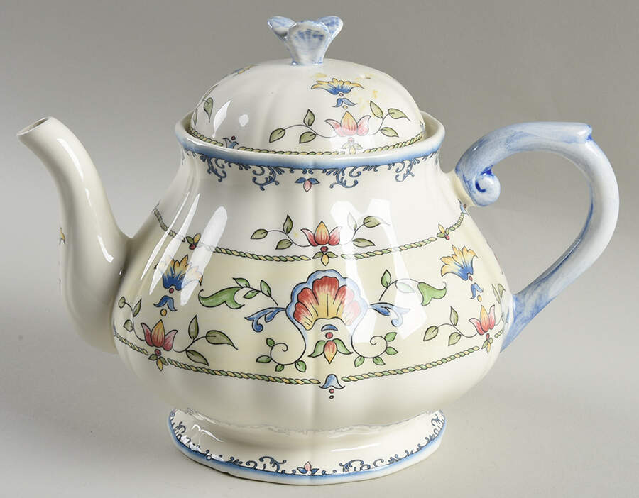 Marie Louise Teapot & Lid by Faiencerie De Gien-1