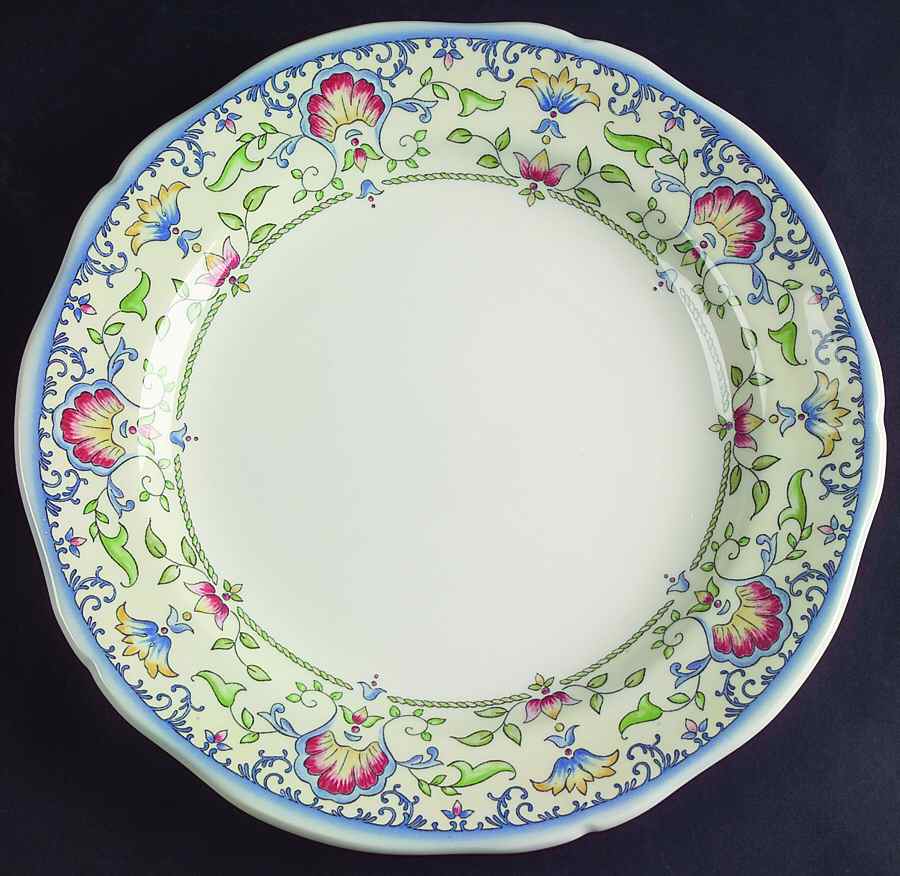 Marie Louise Luncheon Plate by Faiencerie De Gien-1