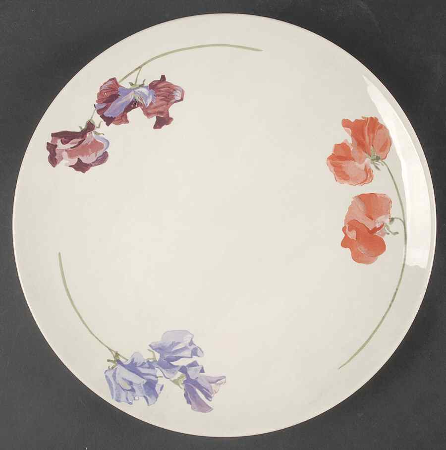 Pois De Senteur Dinner Plate by Faiencerie De Gien-1