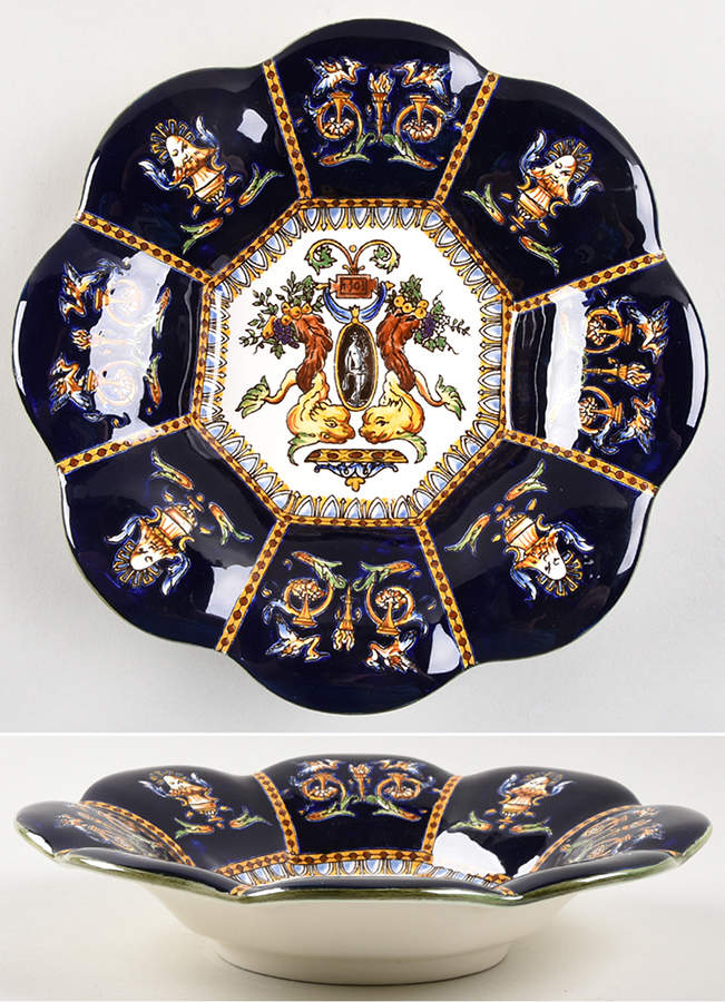 Renaissance Italian Bleu 8" Scalloped Bowl by Faiencerie De Gien-1