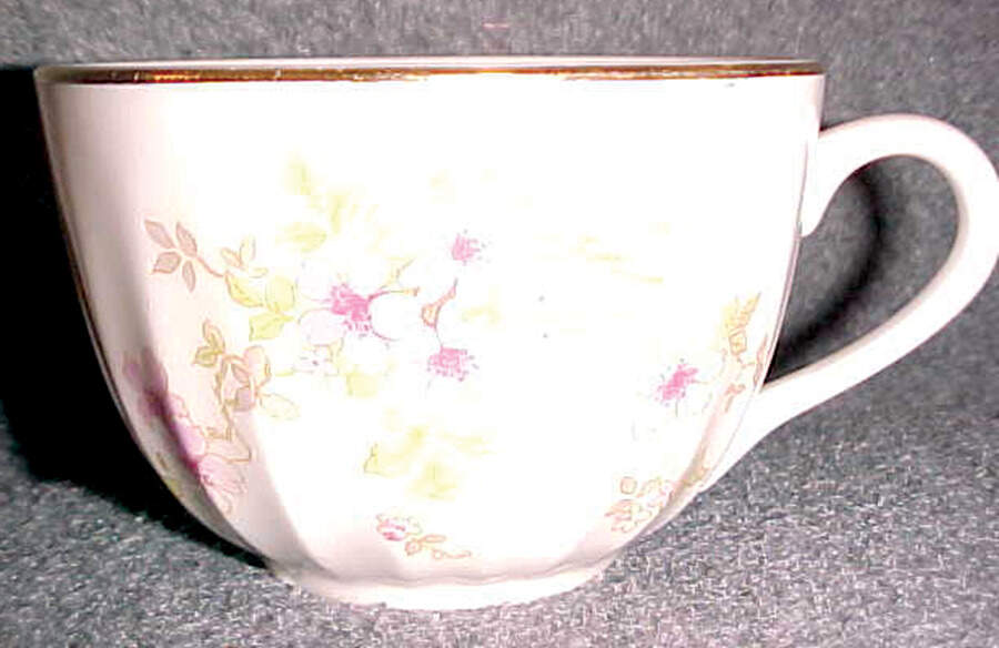 GEO292 Flat Cup by WS George-1