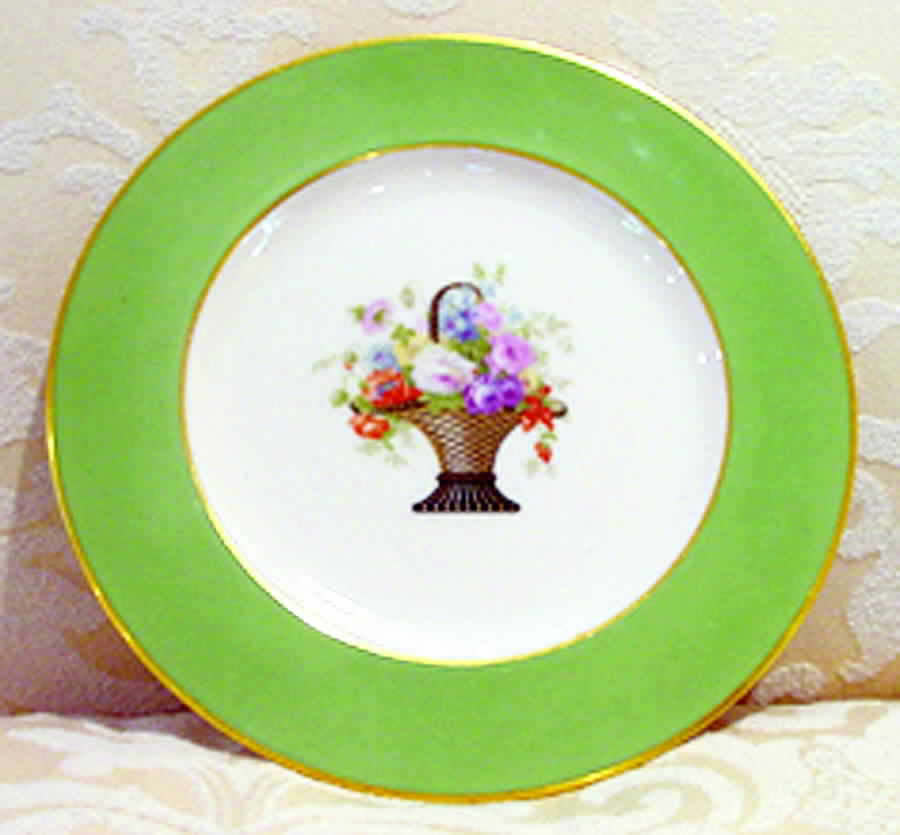 GBE3 Dinner Plate by Gordon Belleek-1