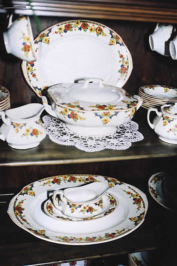 Monica 14" Oval Serving Platter by Grindley-1