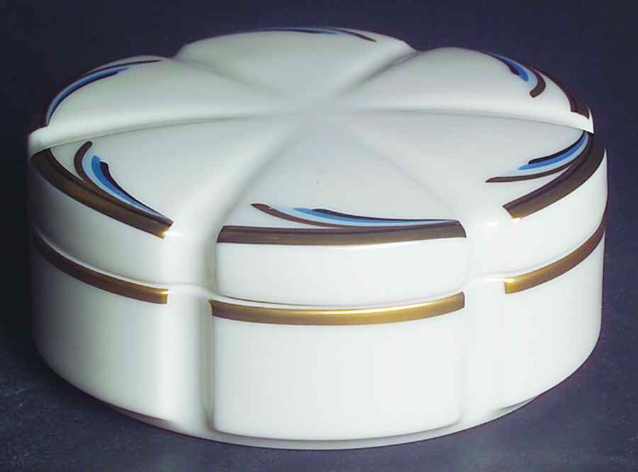 Regency Round Box & Lid by Gorham-1