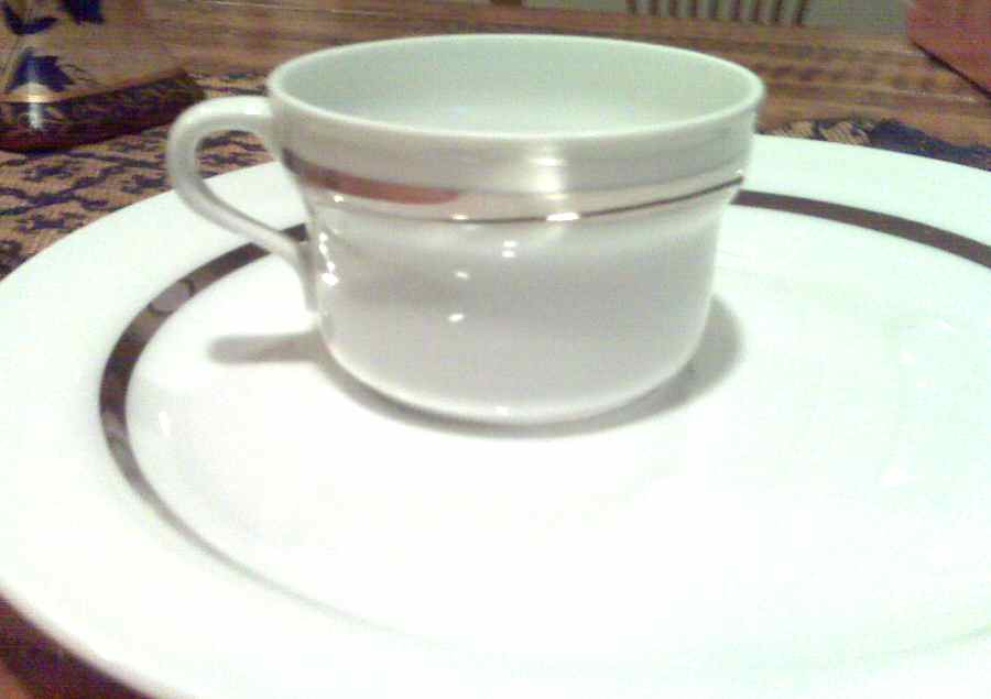 GIN129 Flat Cup by Ginori 1735-1