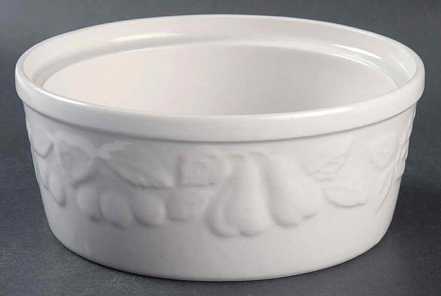Fruit 2 Pt Round Casserole No Lid by Gibson Designs-1