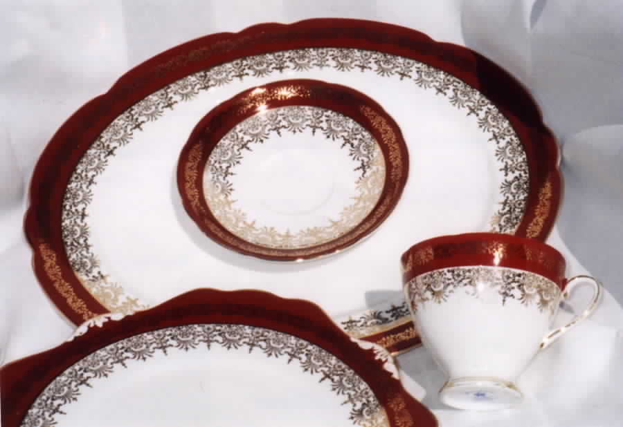 GLD20 Footed Cup & Saucer Set by Gladstone-1