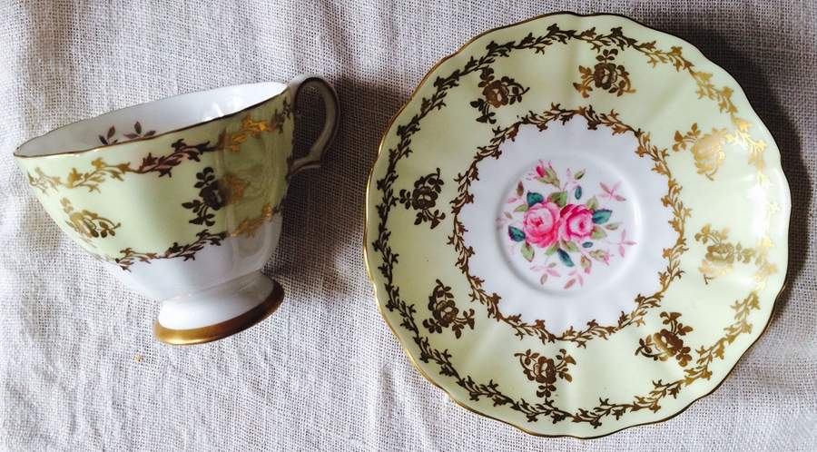 GRO32 Footed Cup & Saucer Set by Grosvenor-1