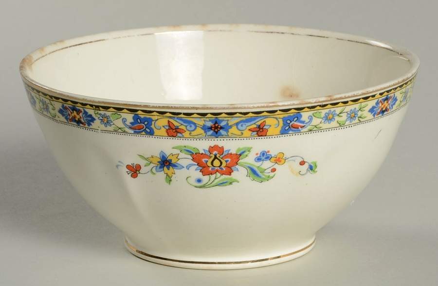 GRI243 Cranberry Bowl by Grindley-1