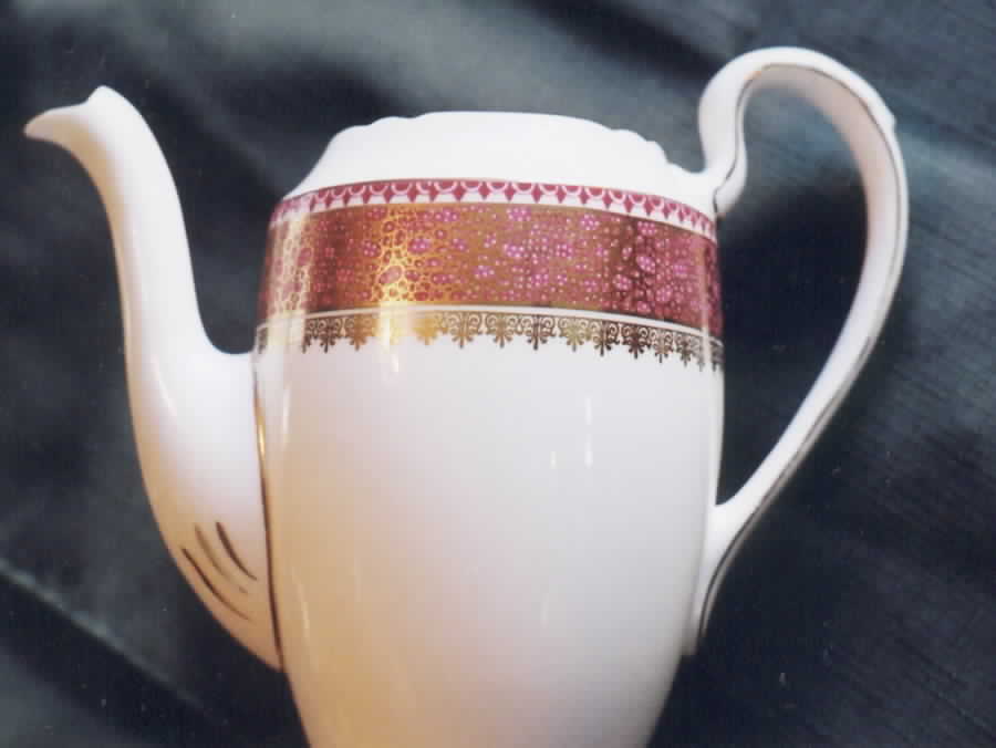 5898 Coffee Pot No Lid by Gladstone-1
