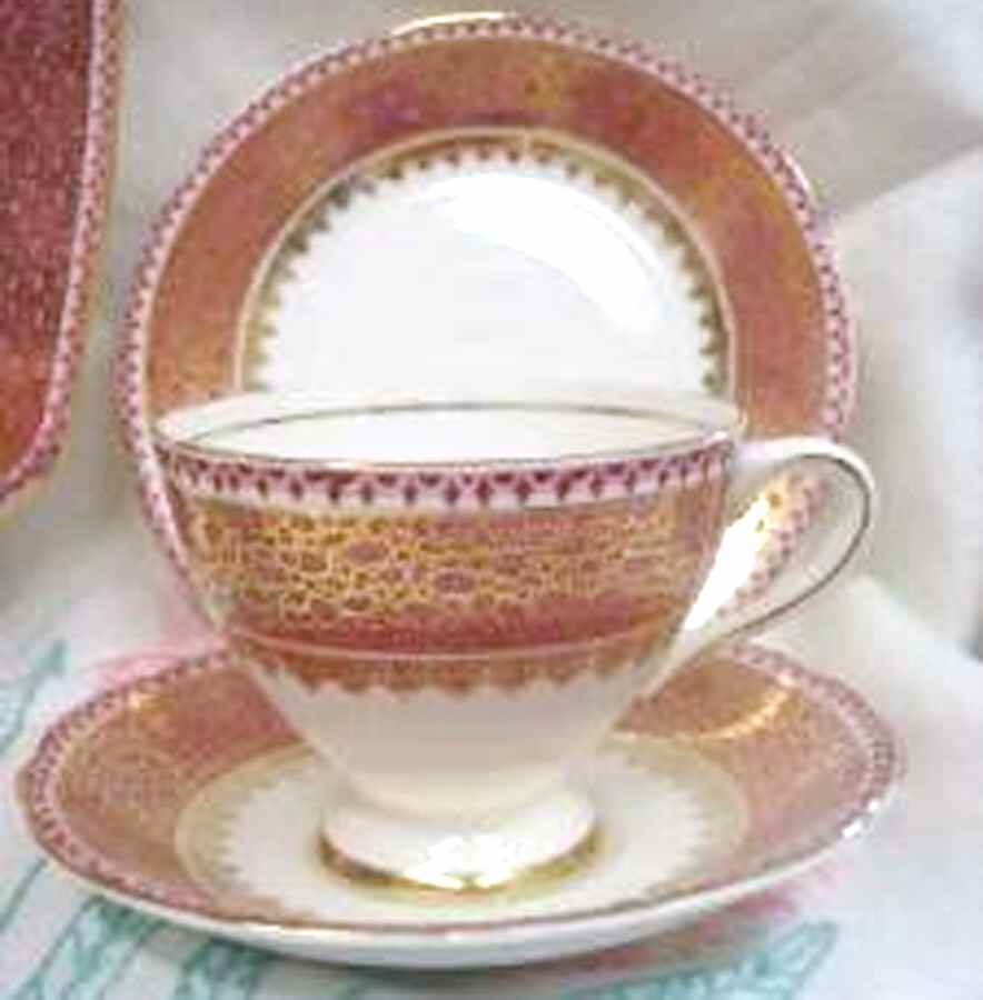 5898 Footed Cup & Saucer Set by Gladstone-1