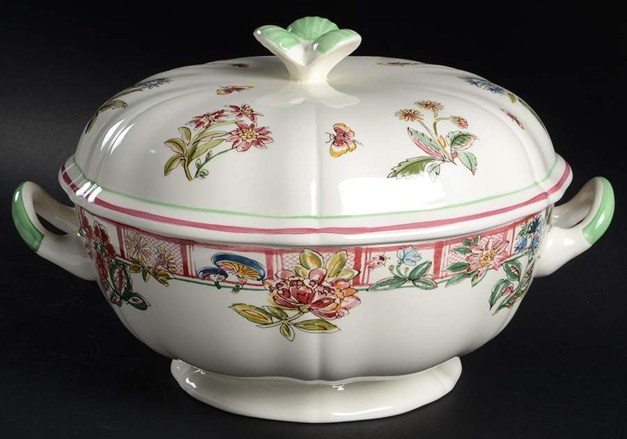 Jardin Imaginaire Tureen &  Lid by Faiencerie De Gien-1