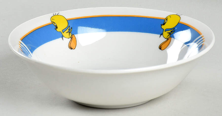 Looney Tunes Coupe Cereal Bowl by Gibson Designs-1