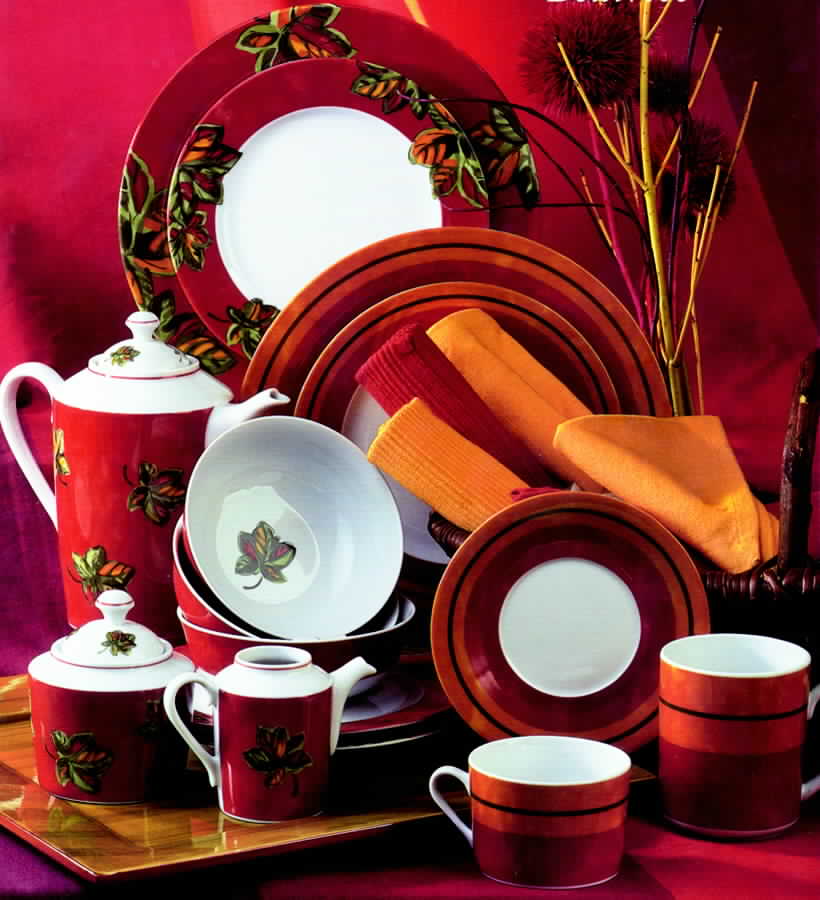 Vindemia Dinner Plate by Guy Degrenne-1