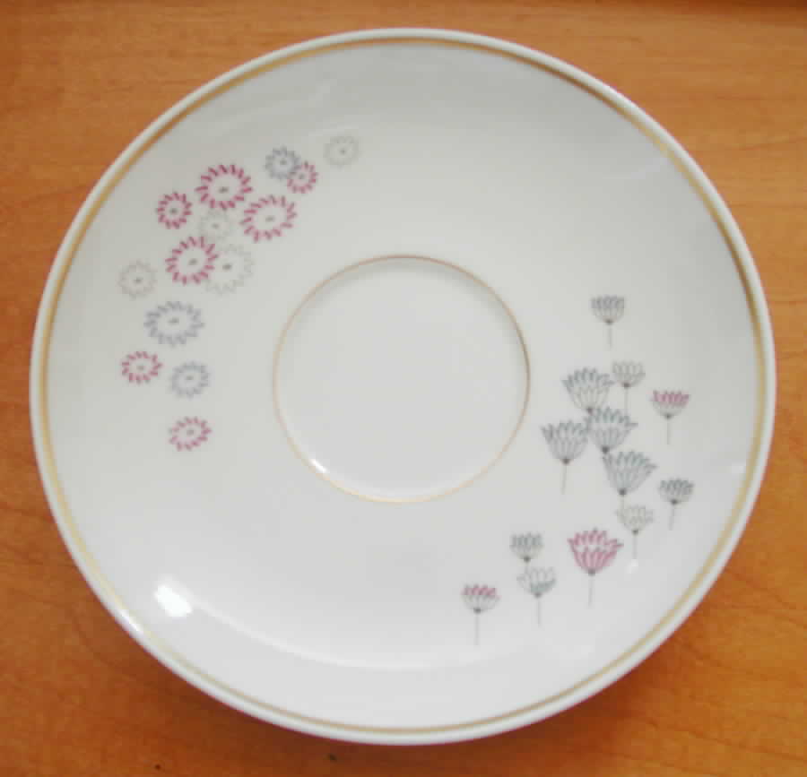 Umbria Saucer by Ginori 1735-1