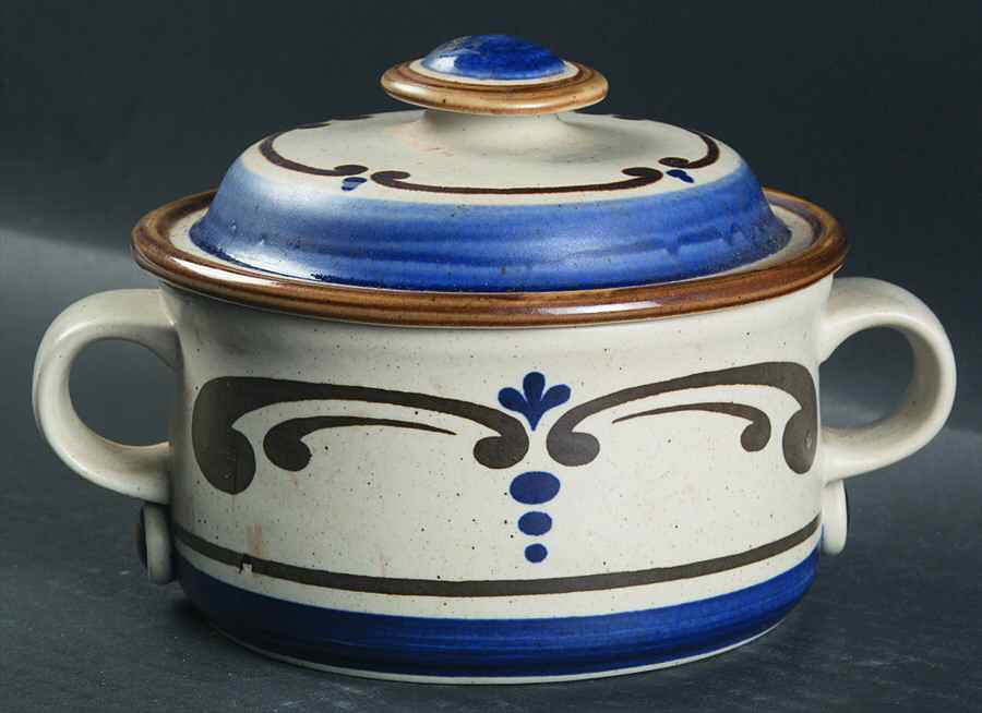 Monte Rosa 1 Pt Round Covered Casserole by Goebel-1