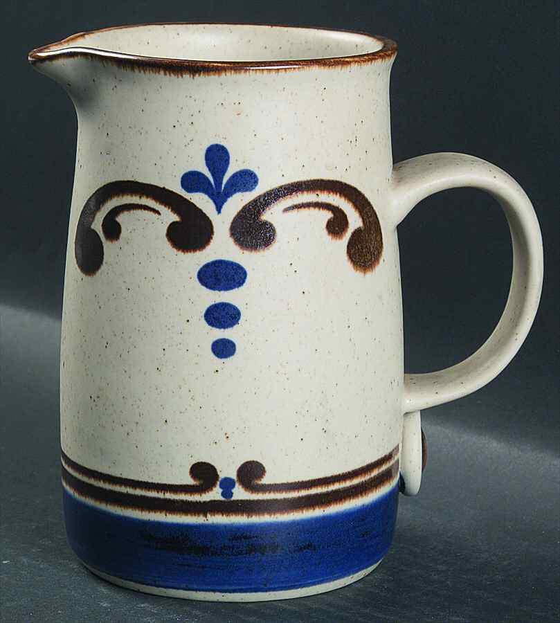 Monte Rosa 28 Oz Pitcher by Goebel-1