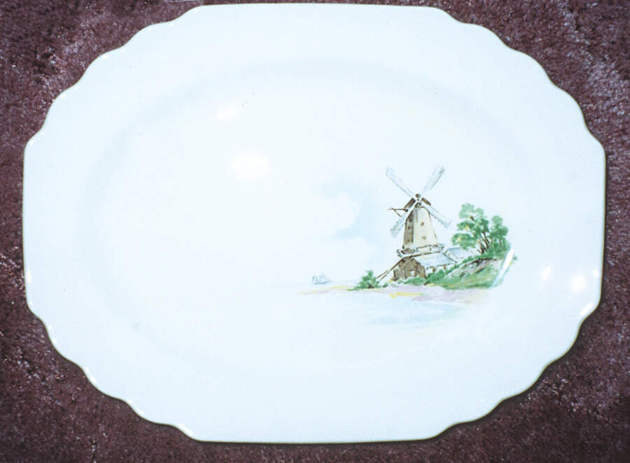 GEO342 13" Oval Serving Platter by WS George-1