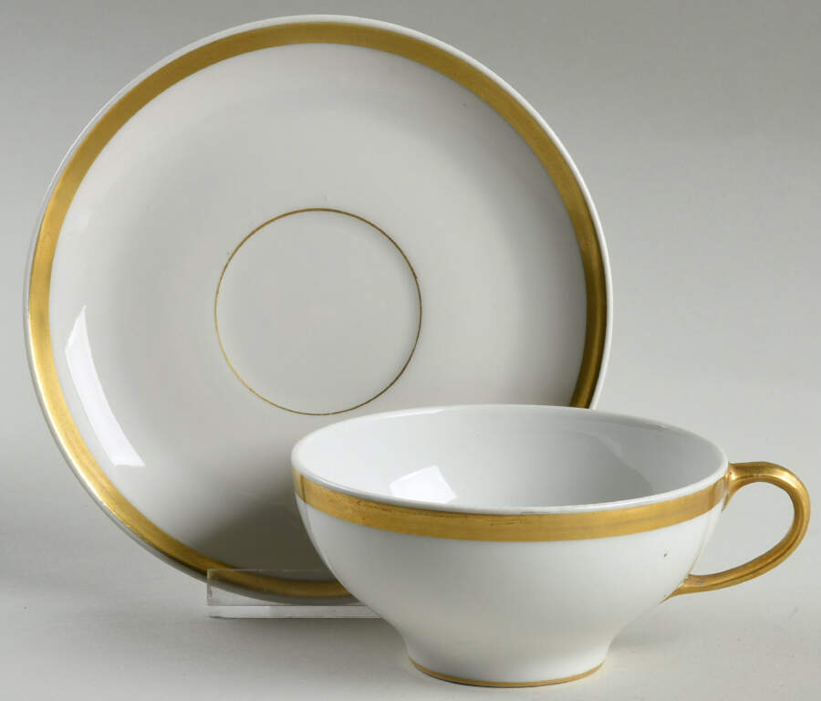 GUE430 Flat Cup & Saucer Set by WM Guerin-1