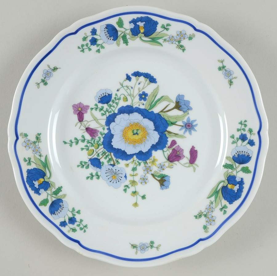 Lerici Luncheon Plate by Ginori 1735-1